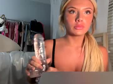 sarahbabyyyy19 live cams all day