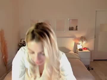 lil_aileen live cams all day