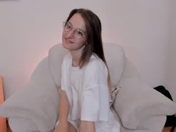 alainacrosby live cams all day