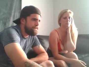 kinky_c0uple live cams all day