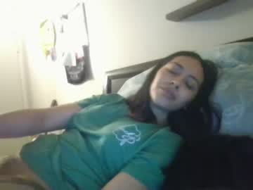 peaches2288 live cams all day