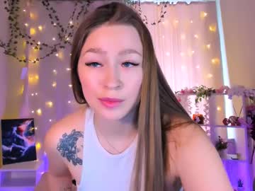 fleurs_de_cerisier live cams all day