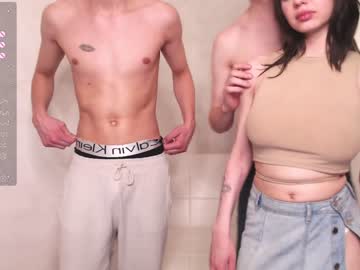 blesstwins live cams all day
