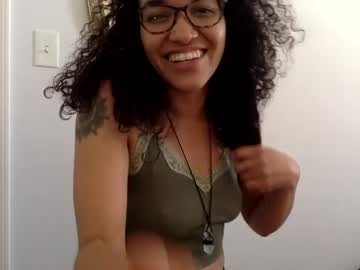 honeyglo live cams all day