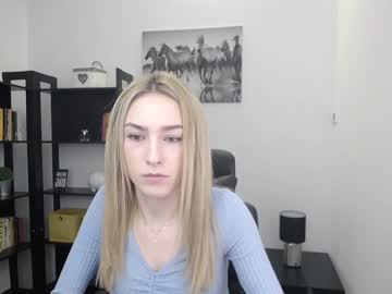 little_e_mily live cams all day