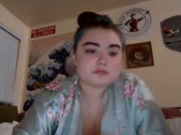 biggyytit live cams all day