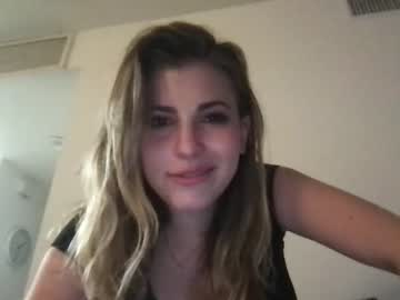 naomibabyboo live cams all day