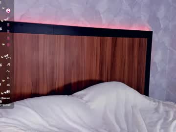 shyly_moon live cams all day