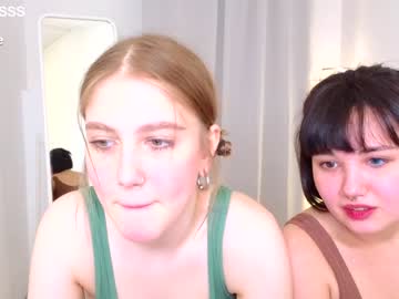 naomi_flower live cams all day