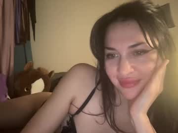 eveesayshi live cams all day