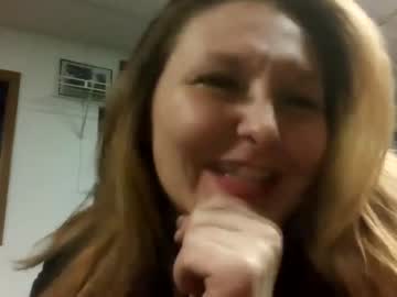 dieselmechaniclady live cams all day