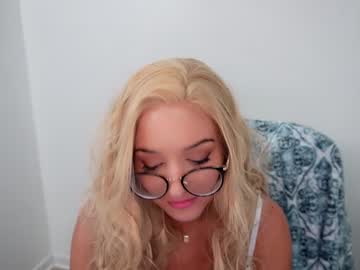 siennaissubmissive live cams all day