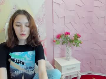 lil_stitch live cams all day
