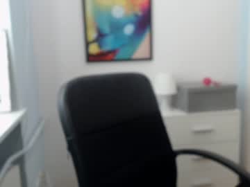 leila_il live cams all day