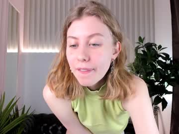 leslie_that_one live cams all day