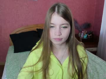 cute_kitty_cute live cams all day