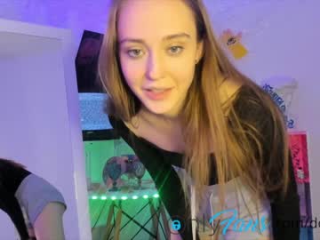 dora_dds live cams all day