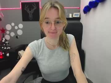 amyy_girl live cams all day