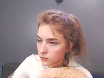 mary_liin live cams all day