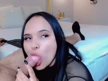 ninahot_3x live cams all day
