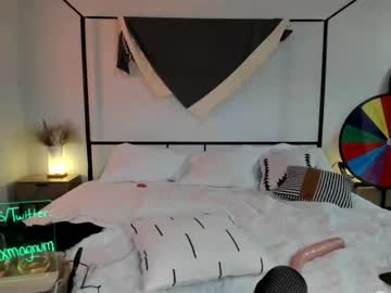 maxxxmagnum live cams all day