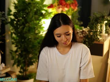 moonlight_silk live cams all day