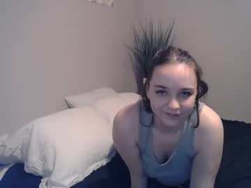sweetpiebri live cams all day