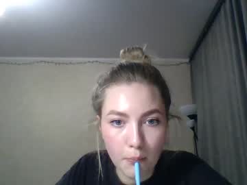 aksssgirl live cams all day