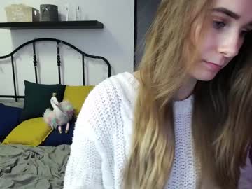 carolin_e live cams all day