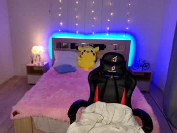 lilylluu live cams all day