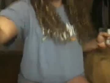 luvrgurl2 live cams all day
