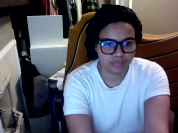 yveonyx live cams all day