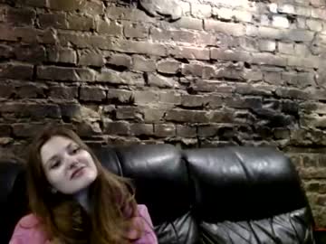 shylovelycouple live cams all day