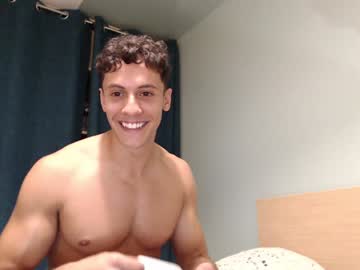 frenchiefit live cams all day