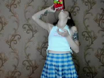 yuinika_ live cams all day