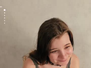 cutiebow live cams all day